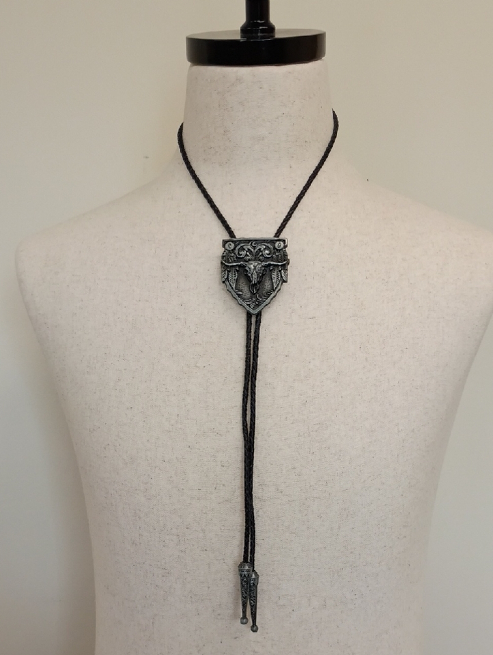 Western Bolo Tie Necklace Ornate Silver Shield Black Cord Vintage Style